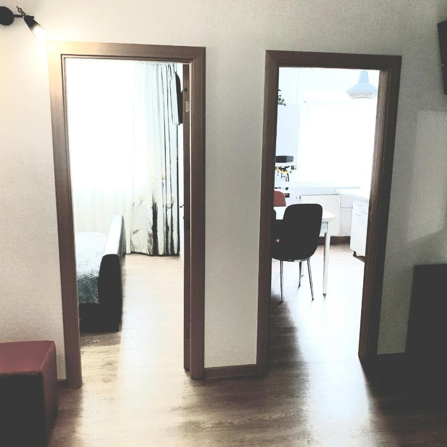 Apartament Carolina Parc Άλμπα Ιούλια Εξωτερικό φωτογραφία