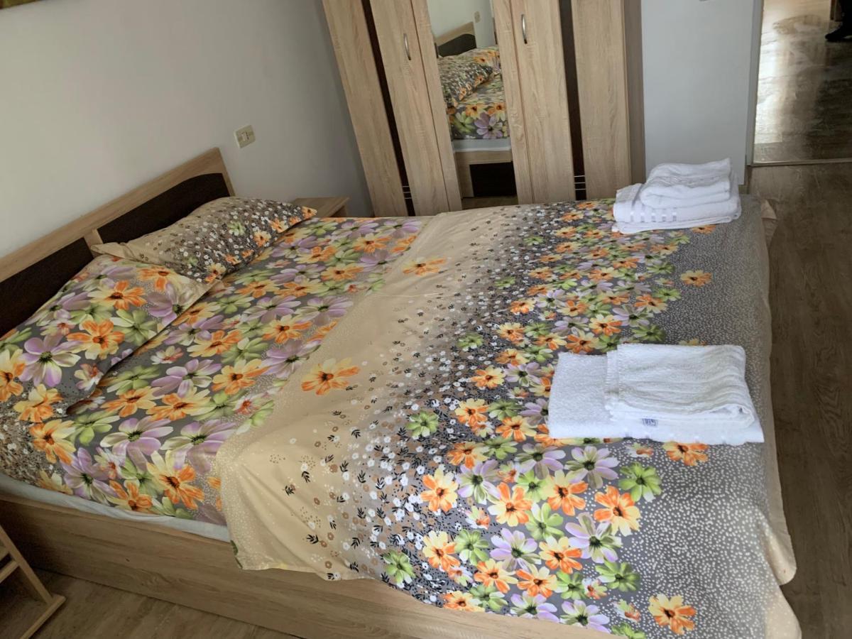 Apartament Carolina Parc Άλμπα Ιούλια Εξωτερικό φωτογραφία