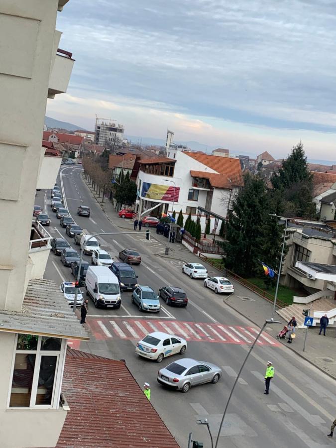 Apartament Carolina Parc Άλμπα Ιούλια Εξωτερικό φωτογραφία