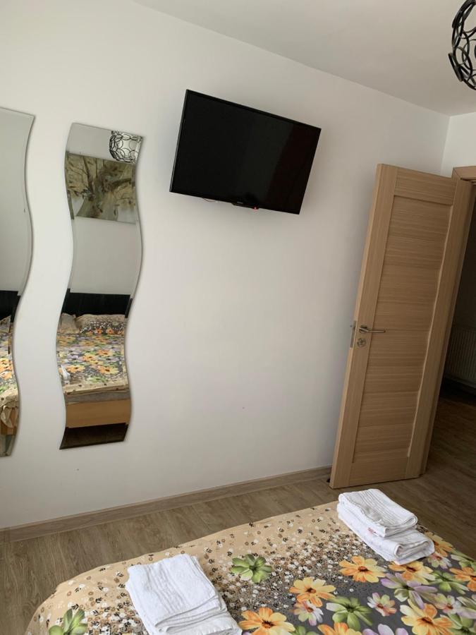 Apartament Carolina Parc Άλμπα Ιούλια Εξωτερικό φωτογραφία