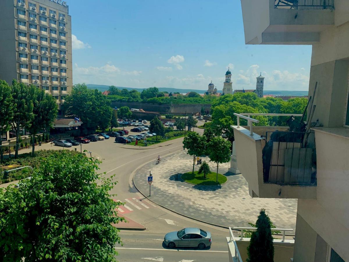 Apartament Carolina Parc Άλμπα Ιούλια Εξωτερικό φωτογραφία