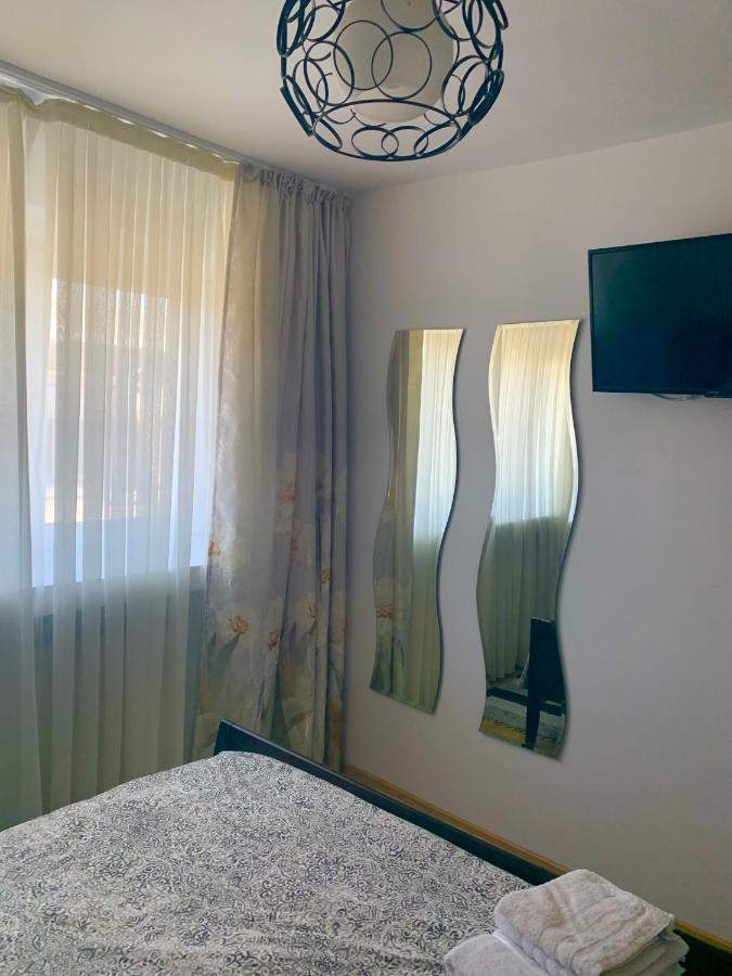 Apartament Carolina Parc Άλμπα Ιούλια Εξωτερικό φωτογραφία